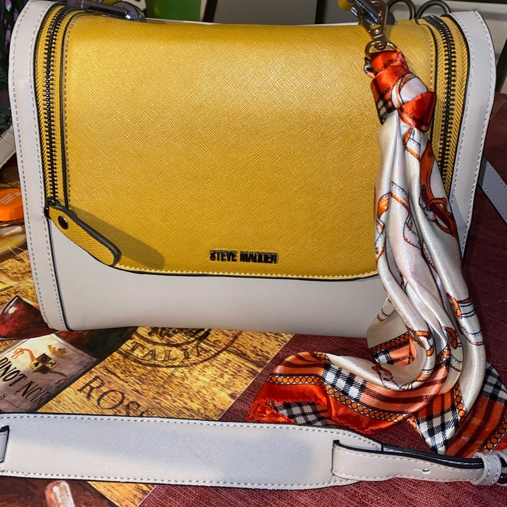 Steve Madden purse